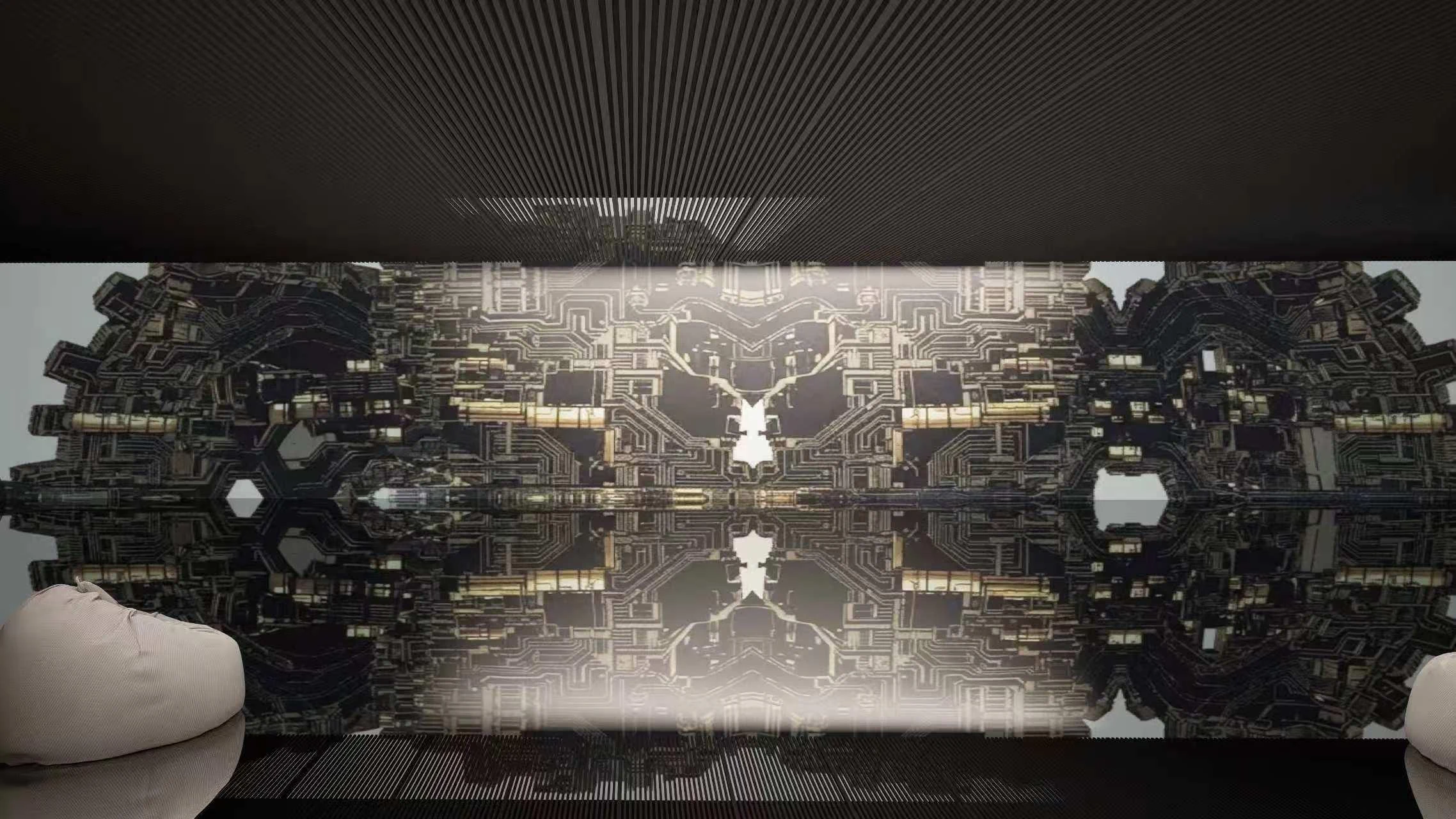 终章 · 环绕影像与镜面地面